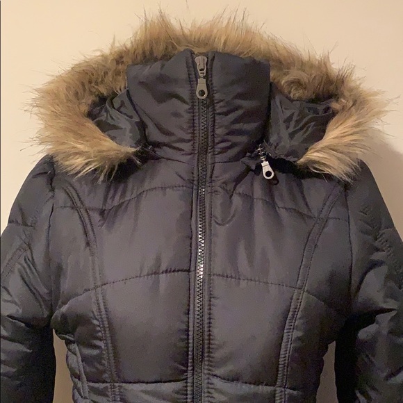 NEW! Faux fur puffer jacket - Picture 4 of 8